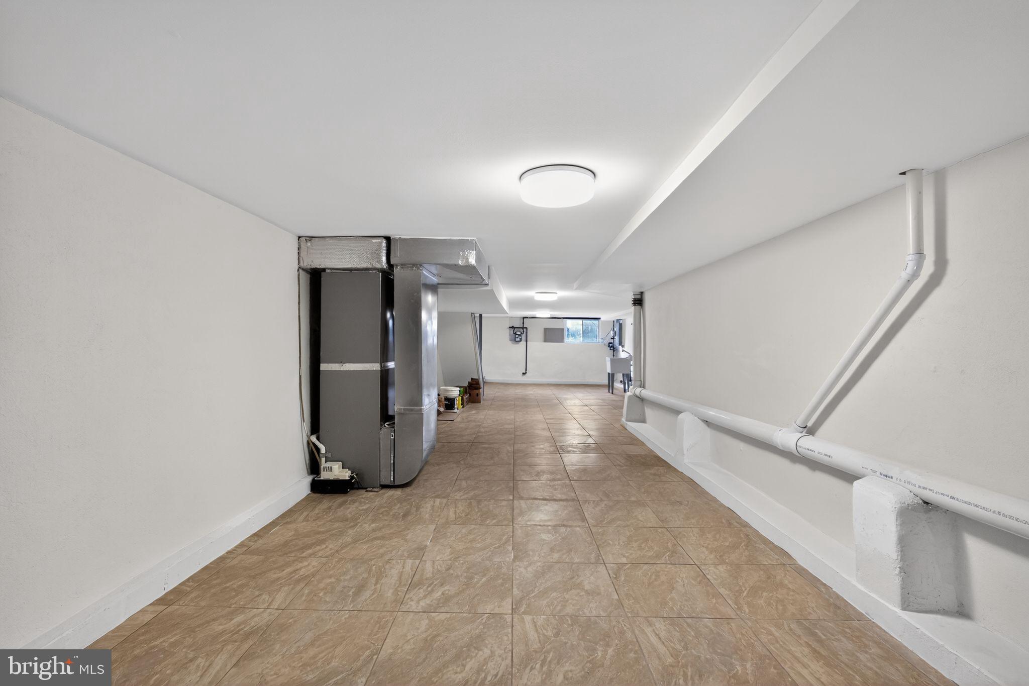 2515 South 16th Street Philadelphia, PA 19145 - Photo 28 of 29 a view of a storage & utility room