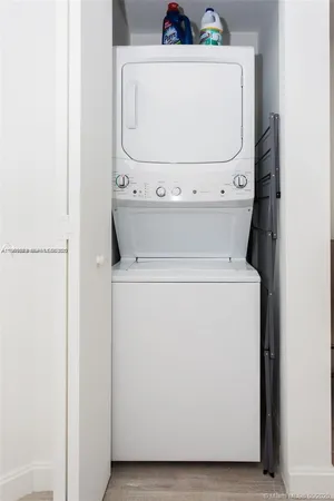 a close up view of washer and dryer