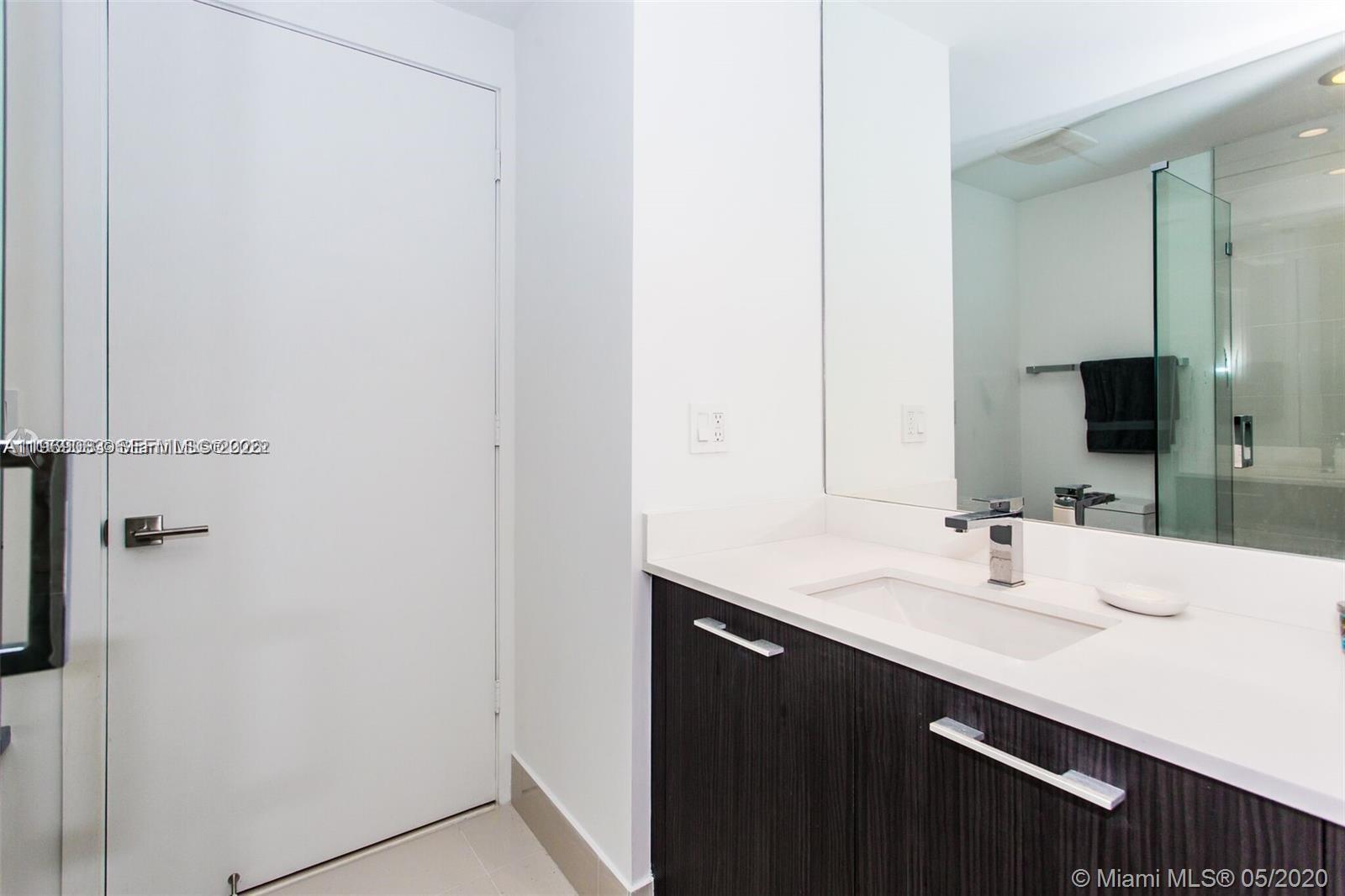 55 Southwest 9th Street, Unit 2903 Miami, FL 33130 - Photo 9 of 32