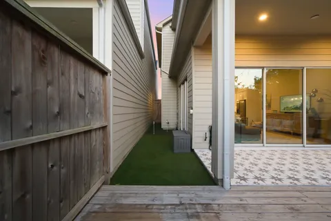 $515,000 | 1706 Northwood Street, Houston, TX 77009