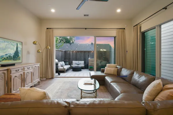 $515,000 | 1706 Northwood Street, Houston, TX 77009