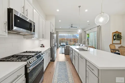 $515,000 | 1706 Northwood Street, Houston, TX 77009