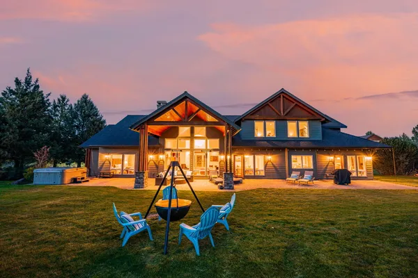 $2,499,000 | 20960 Royal Oak Circle, Bend, OR 97701