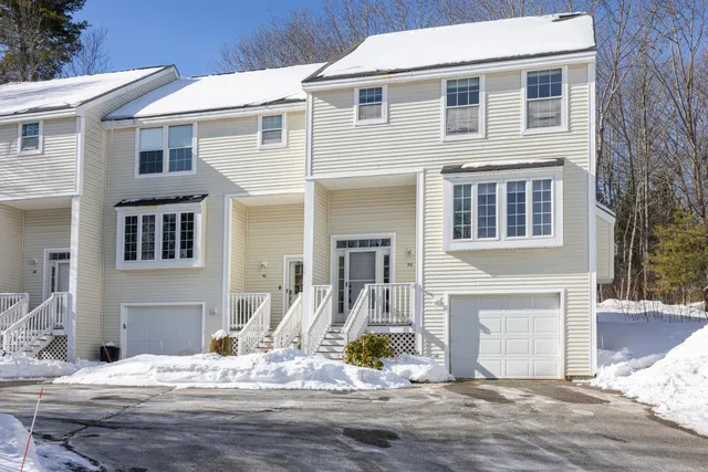 $460,000 | 52 Ashley Lane, Unit 17, Portland, ME 04103