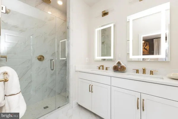 $999,990 | 0 American Dream Way, Reston, VA 20190