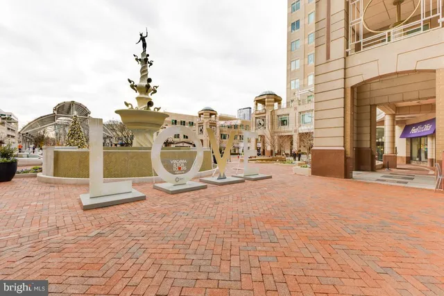 a view of pathway along the building