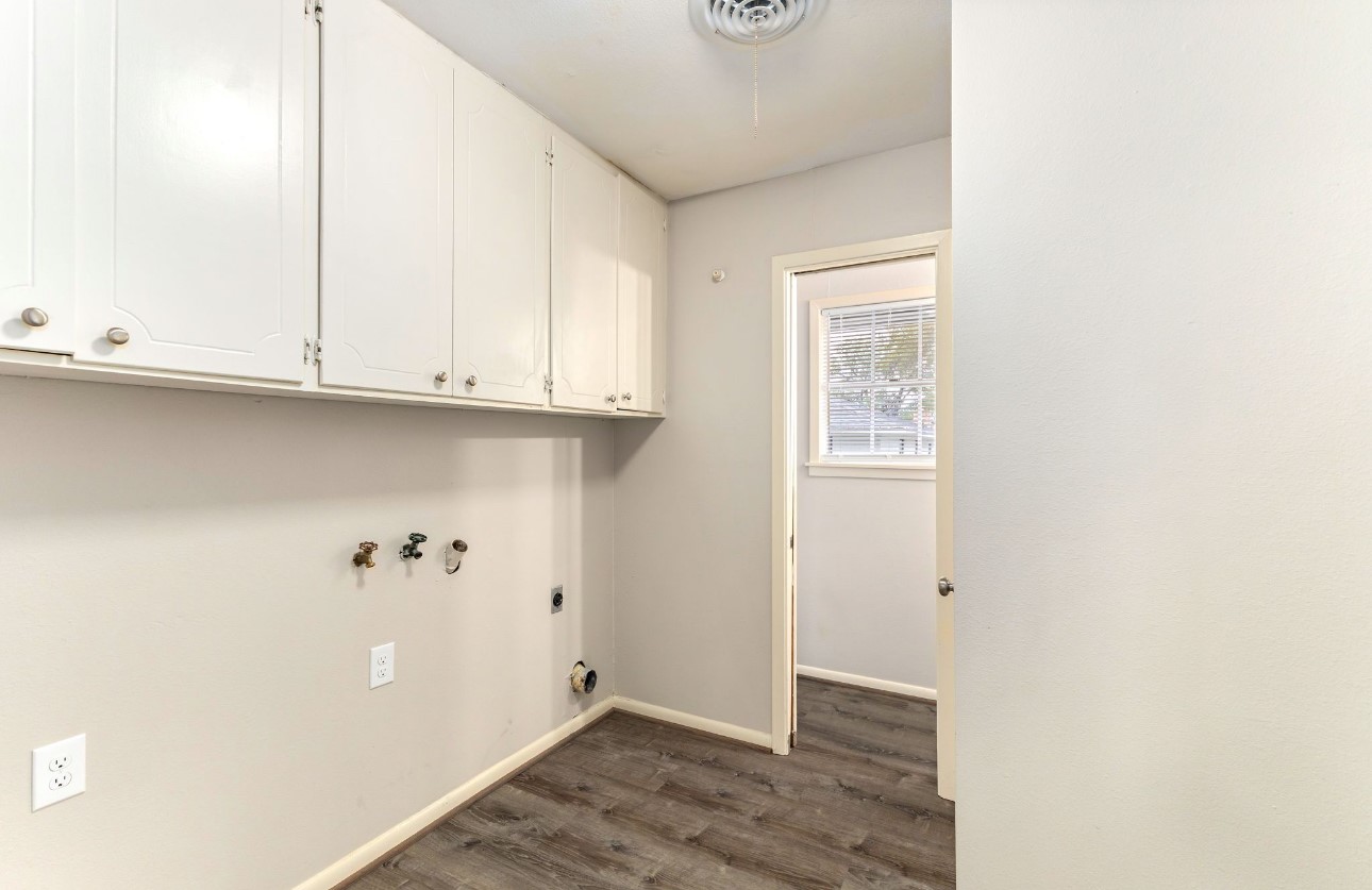 1609 Longhofer Street Brenham, TX 77833 - Photo 17 of 18 a view of an empty room with closet