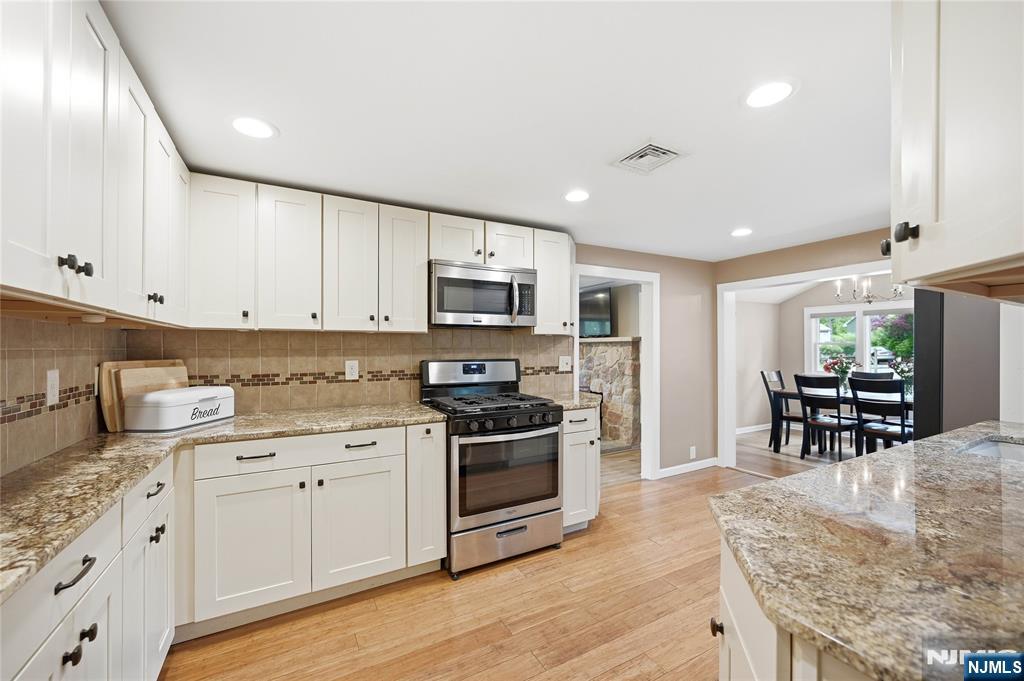 13 Highview Trail Wharton, NJ 07885 - Photo 7 of 19