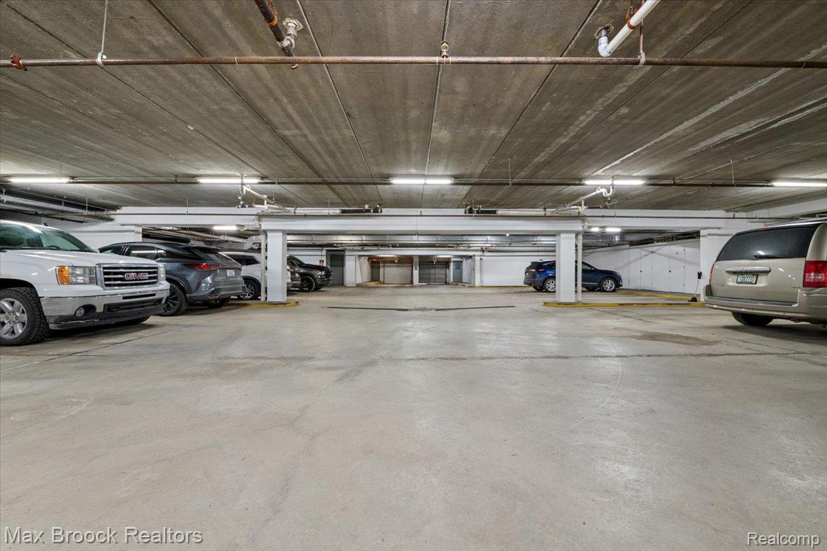 969 GreenView Court, Unit 42 Rochester, MI 48307 - Photo 32 of 41 View of parking deck