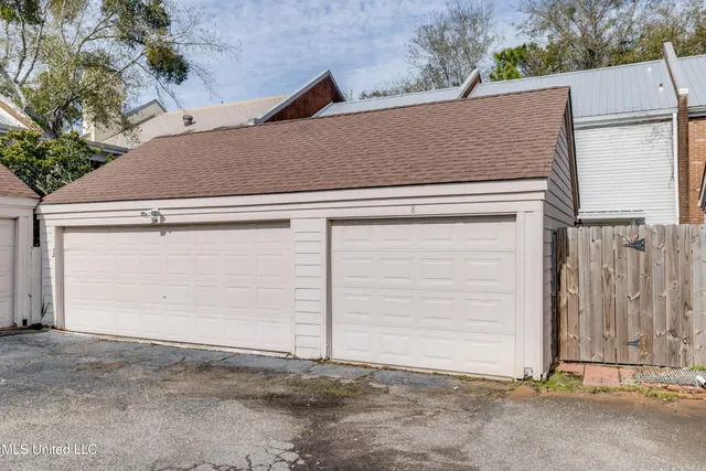 $128,900 | 928 Courthouse Road, Unit 8, Gulfport, MS 39507