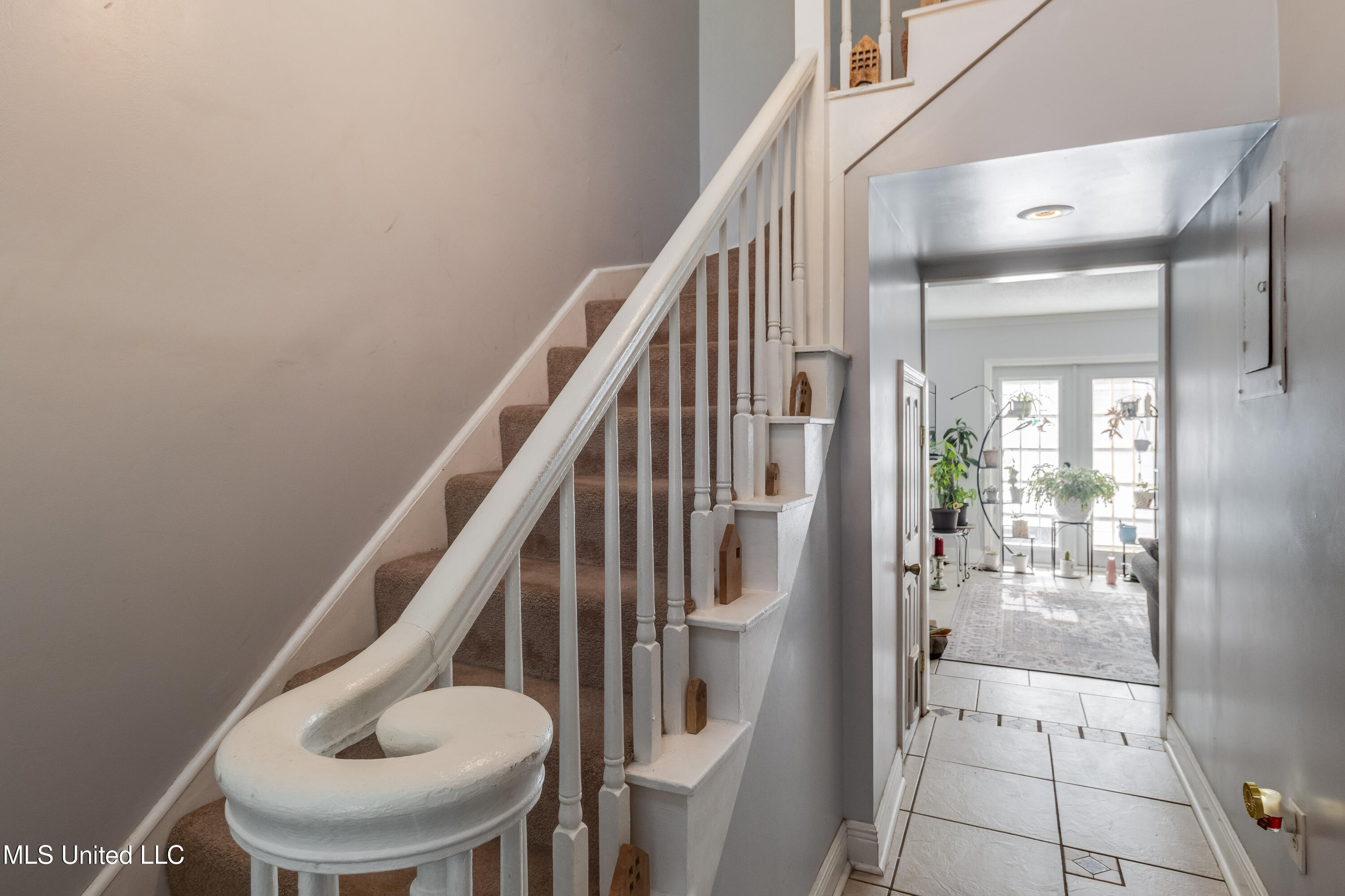 928 Courthouse Road, Unit 8 Gulfport, MS 39507 - Photo 5 of 21 IMG_5486-Edit D Bates