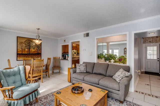 $128,900 | 928 Courthouse Road, Unit 8, Gulfport, MS 39507