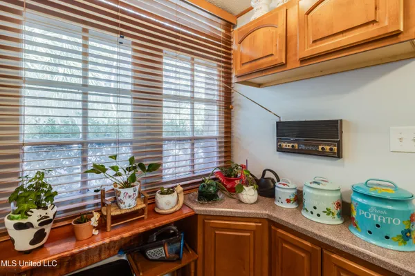 $120,000 | 928 Courthouse Road, Unit 8, Gulfport, MS 39507