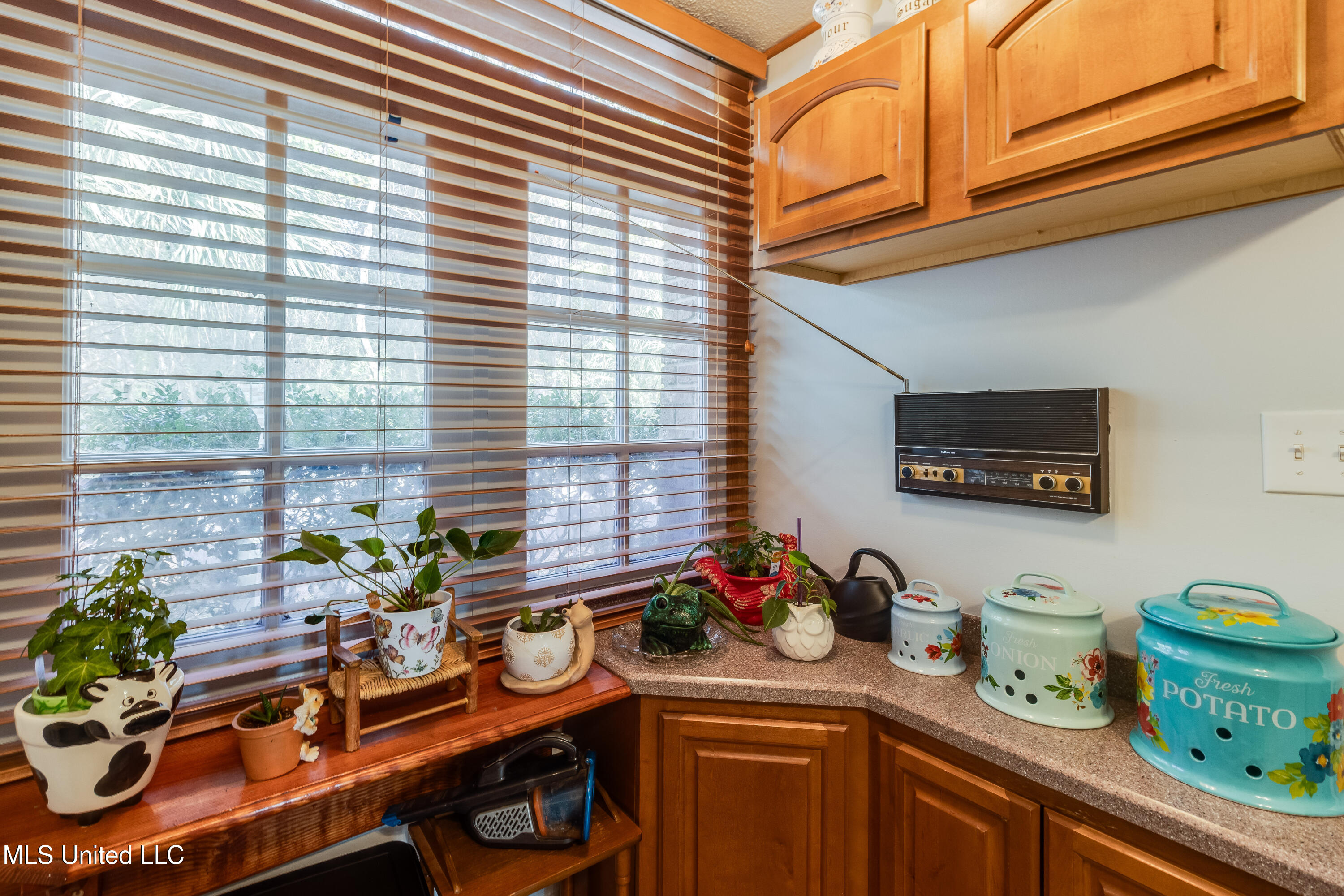 928 Courthouse Road, Unit 8 Gulfport, MS 39507 - Photo 9 of 21 IMG_5501-Edit D Bates