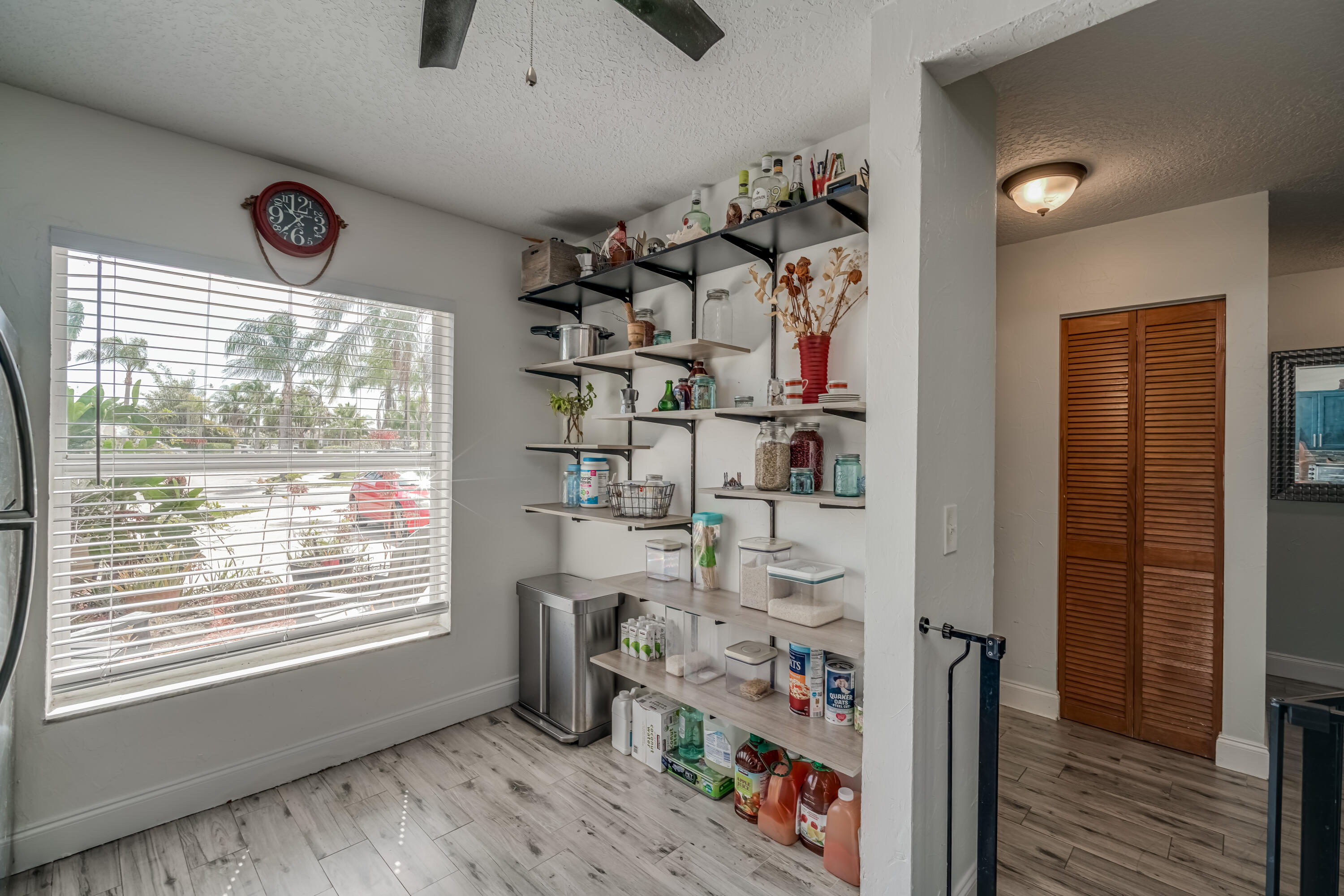 188 Pinewood Court Jupiter, FL 33458 - Photo 11 of 28 188 Pinewood Court_Jupiter Village-16