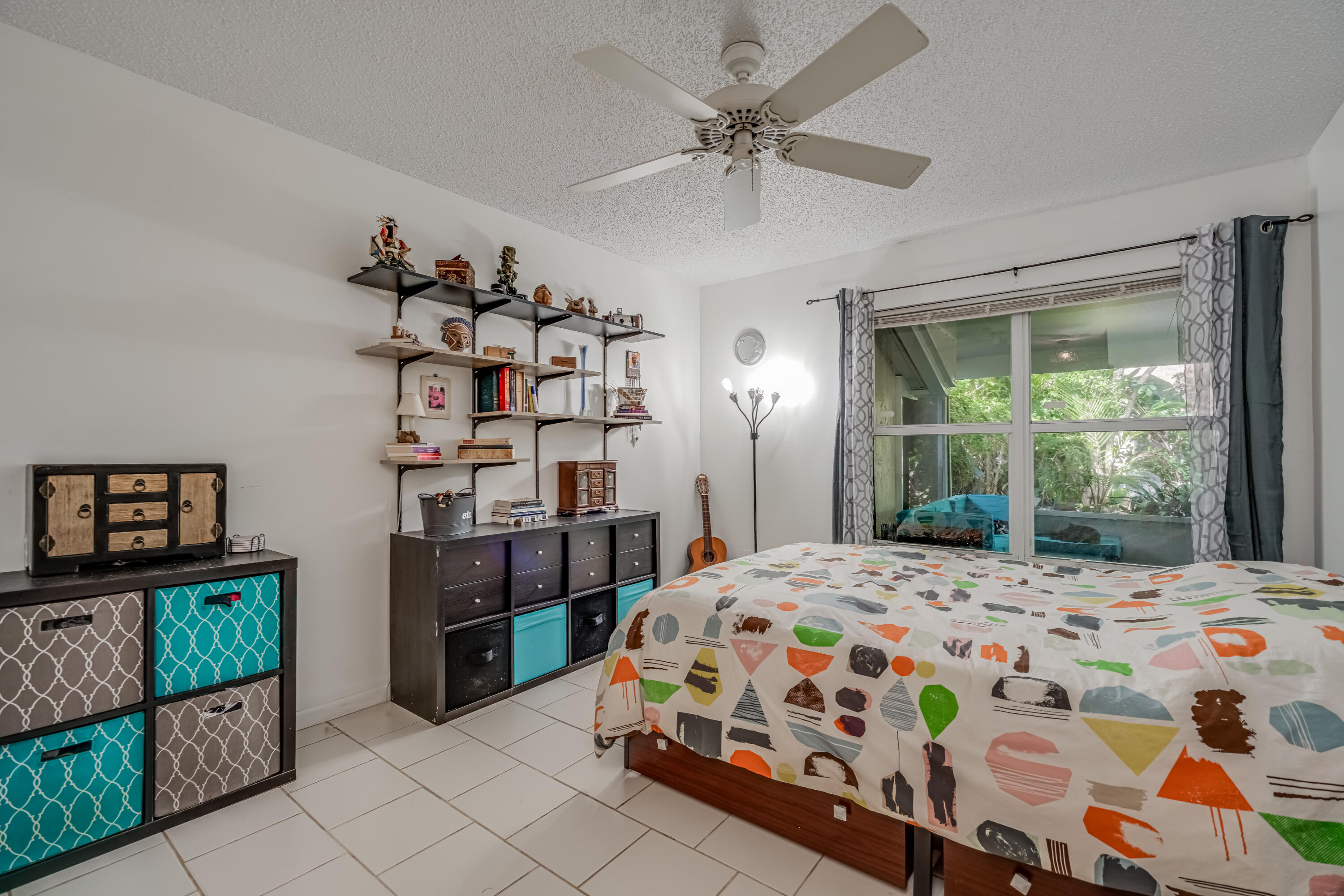 188 Pinewood Court Jupiter, FL 33458 - Photo 13 of 28 188 Pinewood Court_Jupiter Village-18