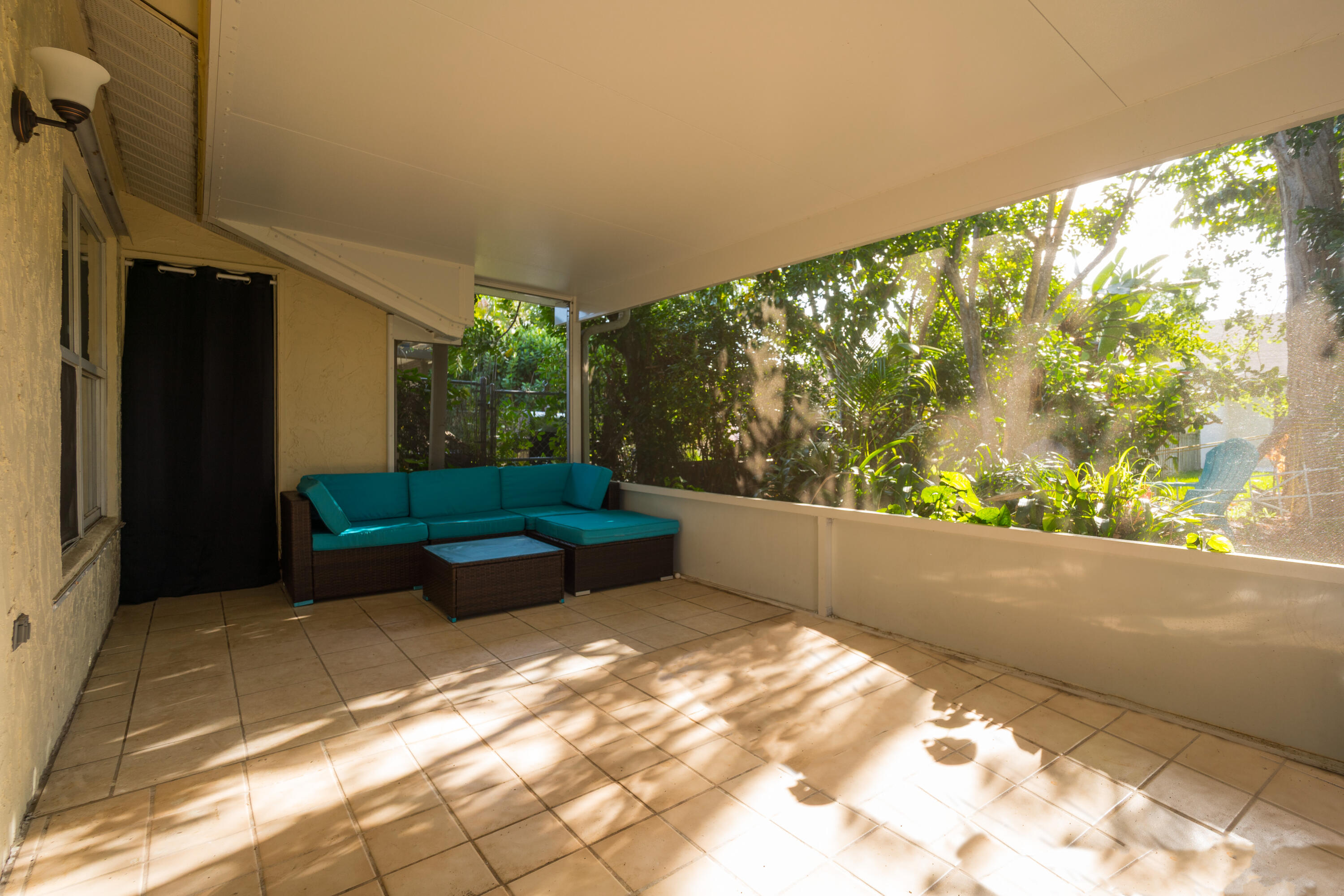 188 Pinewood Court Jupiter, FL 33458 - Photo 20 of 28 188 Pinewood Court_Jupiter Village-26