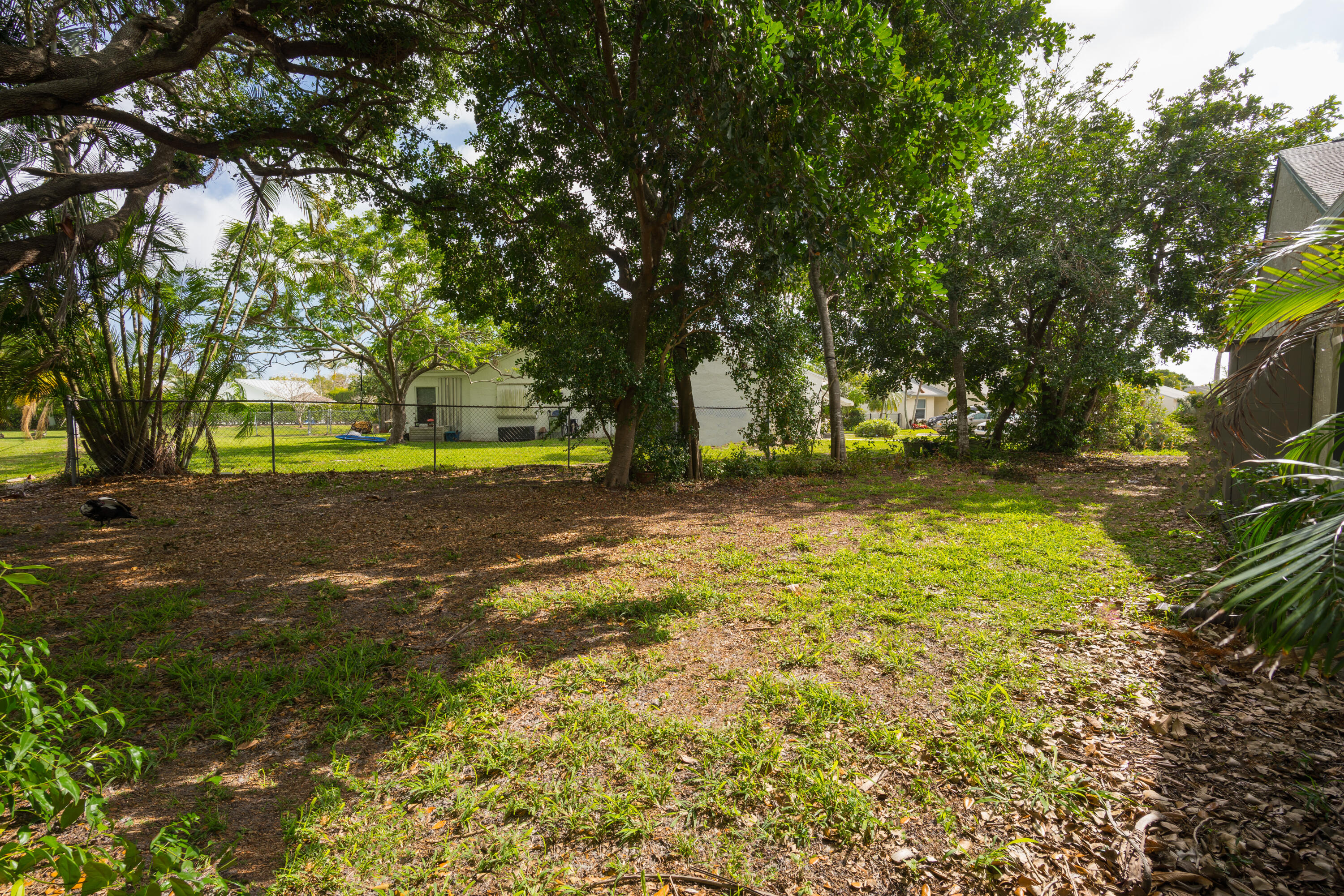188 Pinewood Court Jupiter, FL 33458 - Photo 25 of 28 188 Pinewood Court_Jupiter Village-31