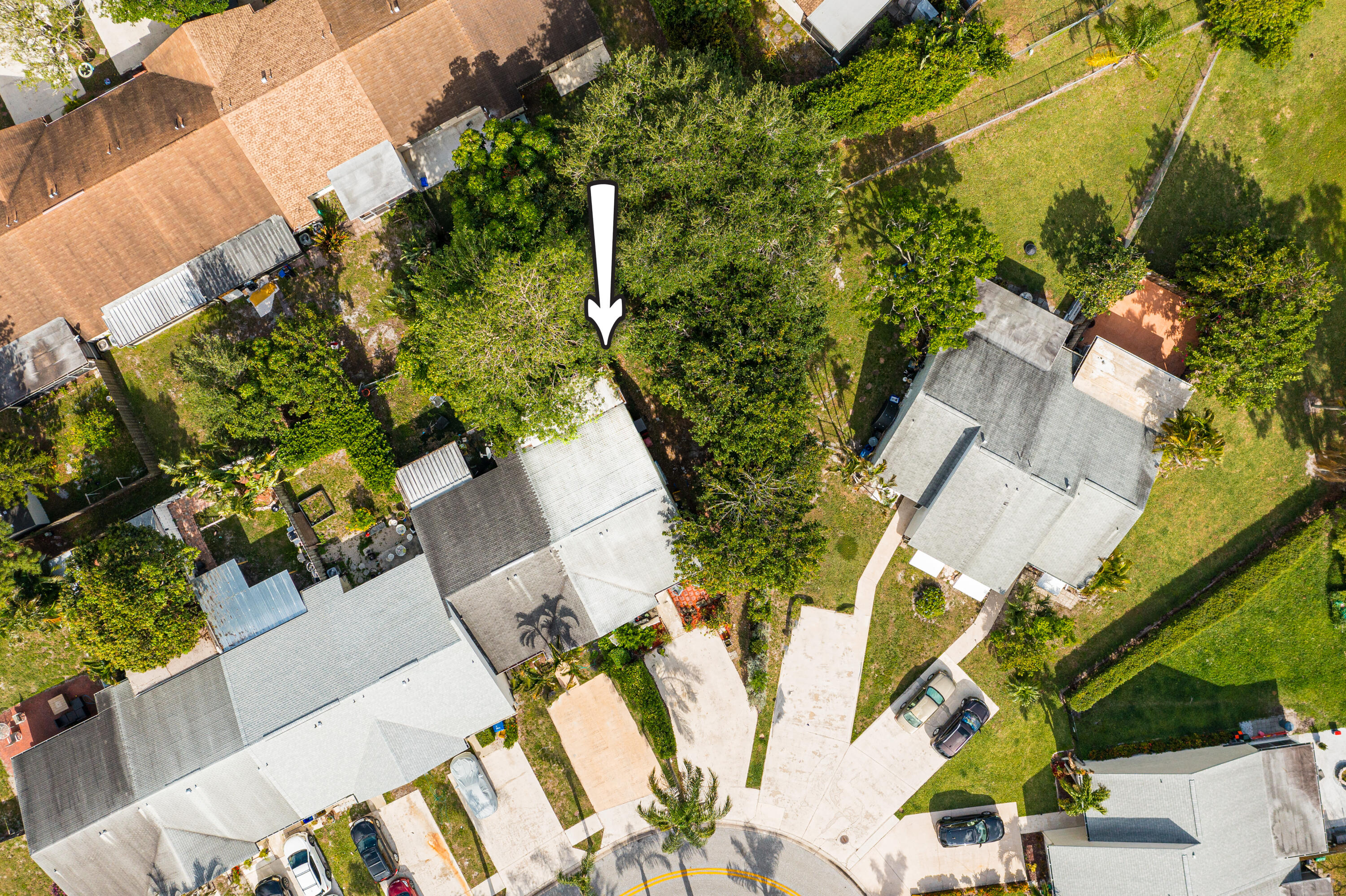 188 Pinewood Court Jupiter, FL 33458 - Photo 27 of 28 188 Pinewood Court_Jupiter Village-36