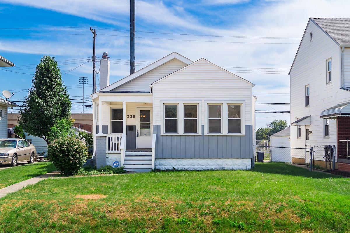 228 South Roys Avenue Columbus, OH 43204 - Photo 1 of 23
