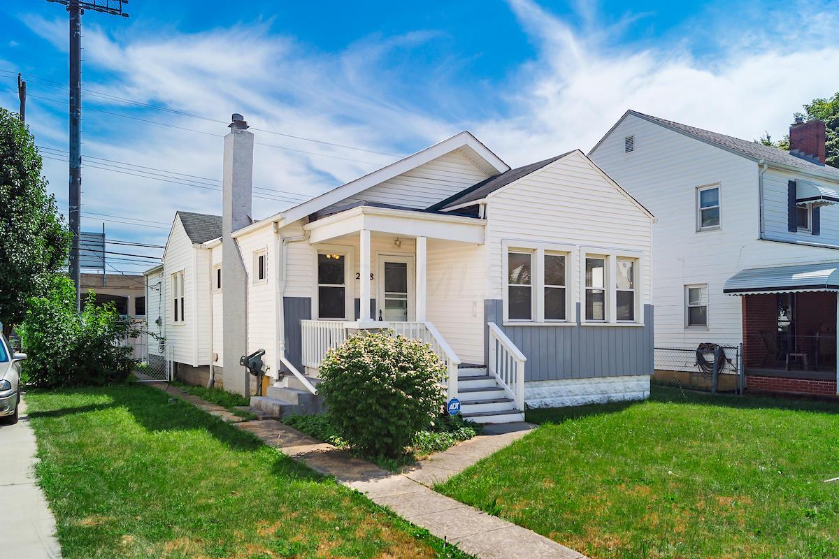 228 South Roys Avenue Columbus, OH 43204 - Photo 2 of 23