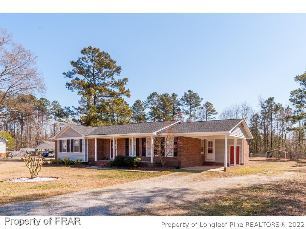 152 Hood Road Lumberton, NC 28358 - Photo 2 of 29 Gallery Image 2