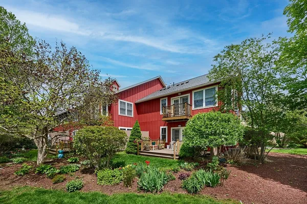 $299,000 | 20 Myers Farm Lane, Unit 20, Greenfield, MA 01301