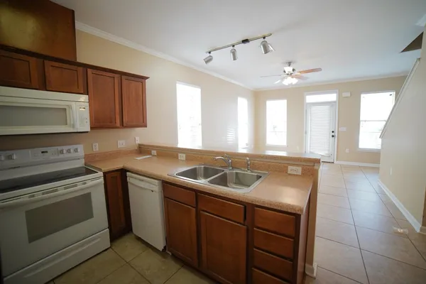 $1,500 | 2400 Fred Smith Road, Unit 207, Tallahassee, FL 32303