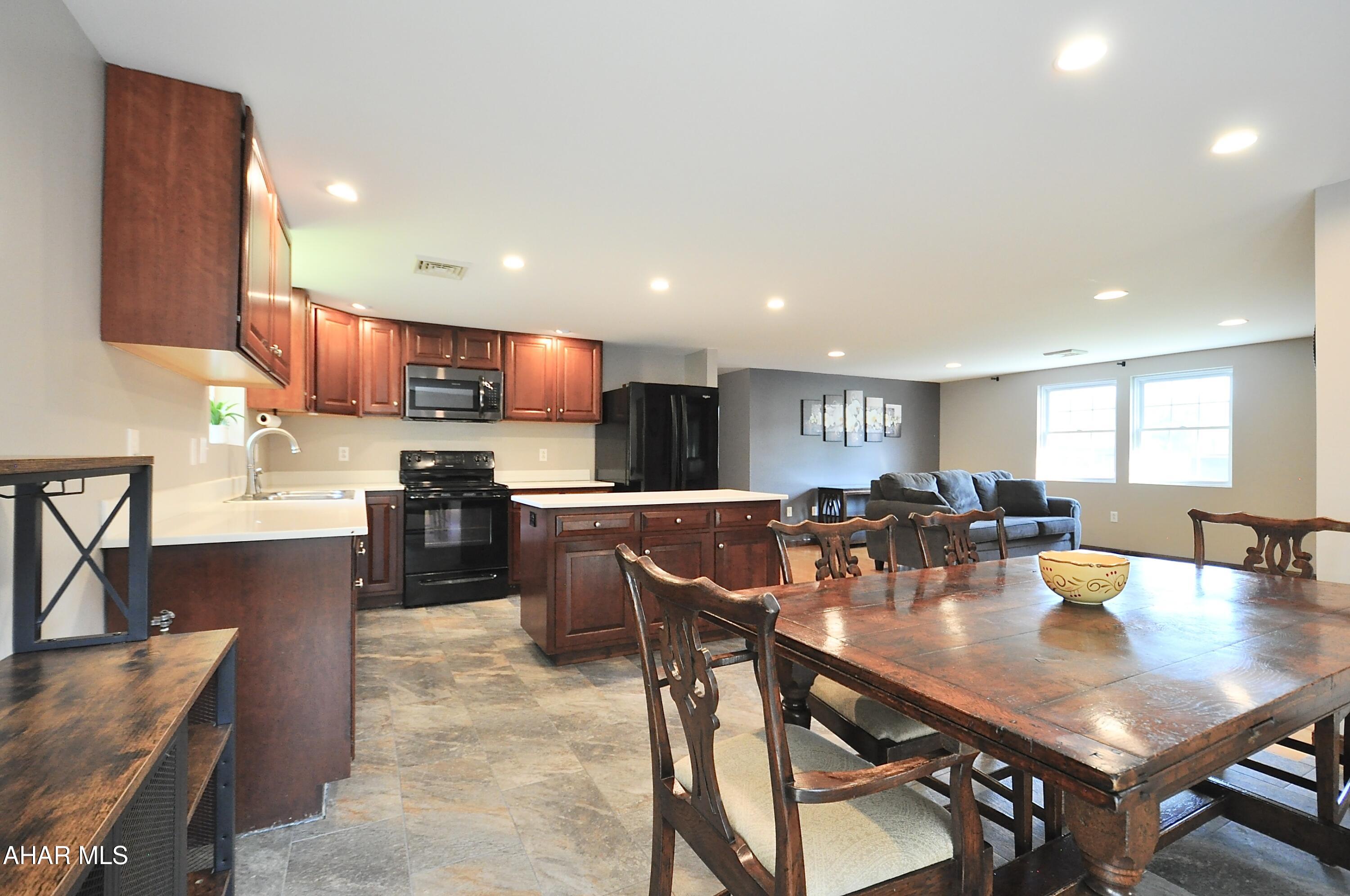 11352 Raystown Road Saxton, PA 16678 - Photo 7 of 47