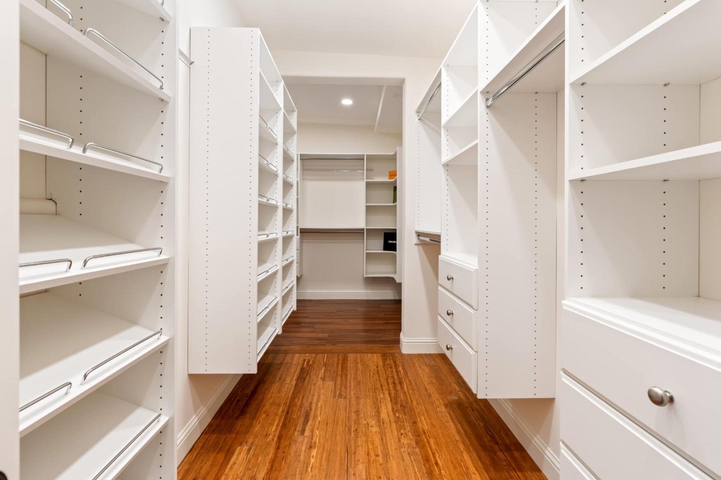 568 Aguajito Road Carmel, CA 93923 - Photo 34 of 60 Gallery Image 34