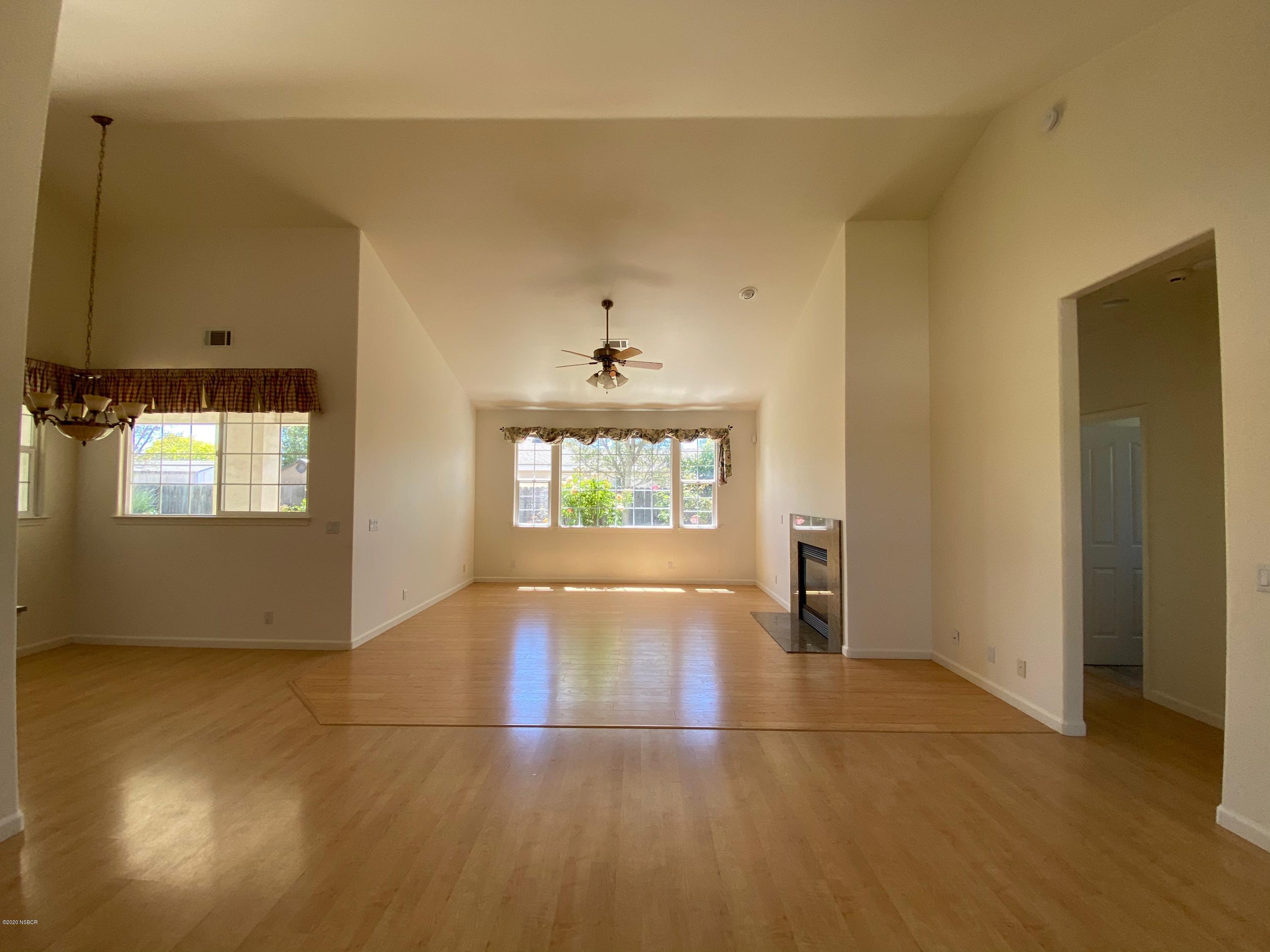 1602 Jonathan Place Santa Maria, CA 93454 - Photo 3 of 20 IMG_21281602 Jonathan Place, Santa Maria