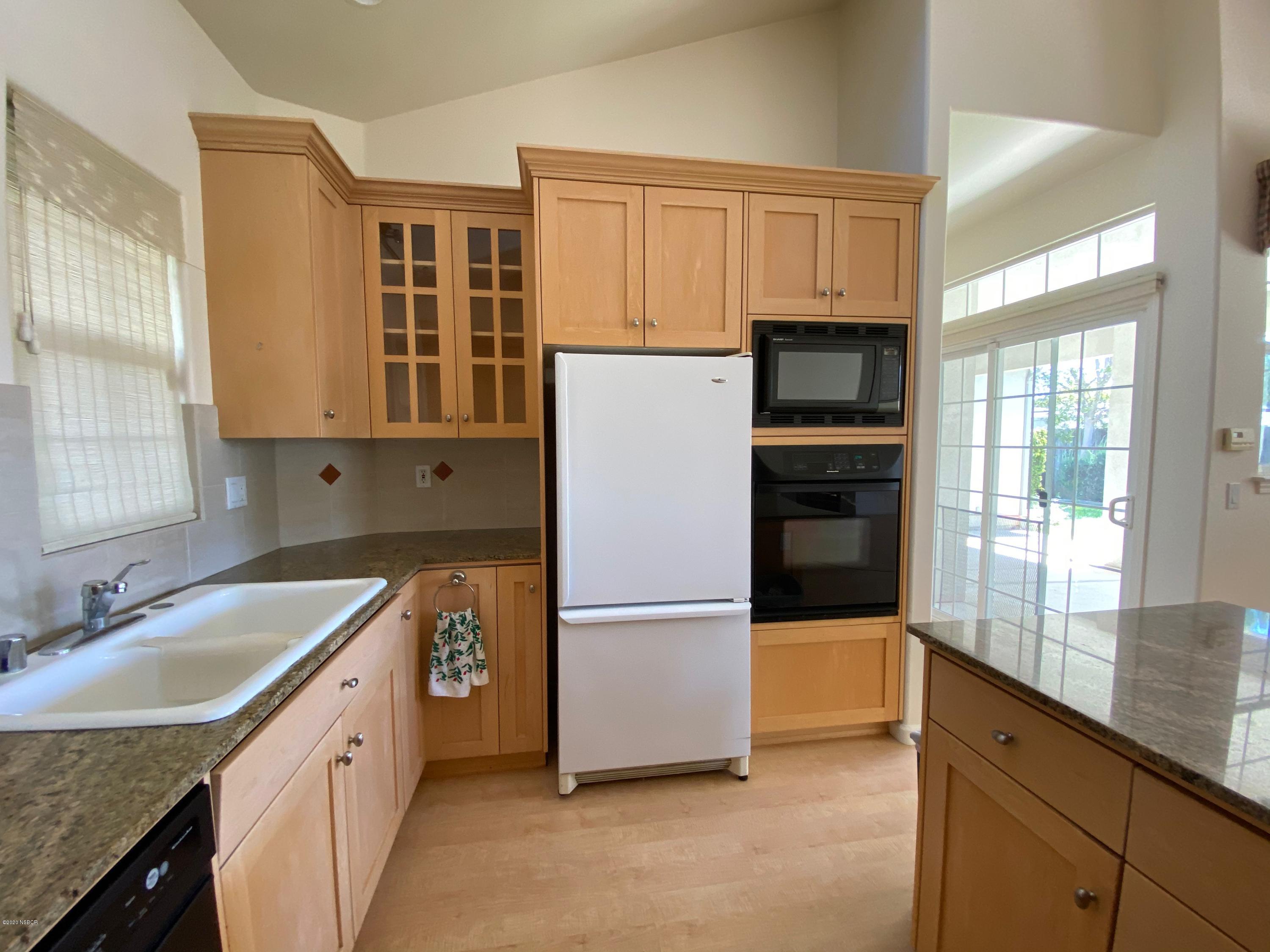 1602 Jonathan Place Santa Maria, CA 93454 - Photo 8 of 20 IMG_21421602 Jonathan Place, Santa Maria