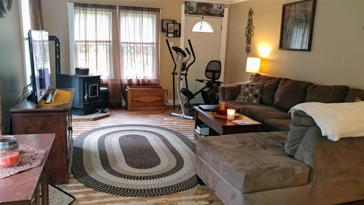 21 Richardson Street Rochester, NH 03867 - Photo 6 of 19