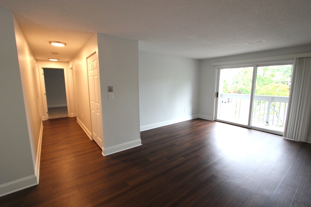 2008 Franklin Crossing Road, Unit 2008 Franklin, MA 02038 - Photo 10 of 35