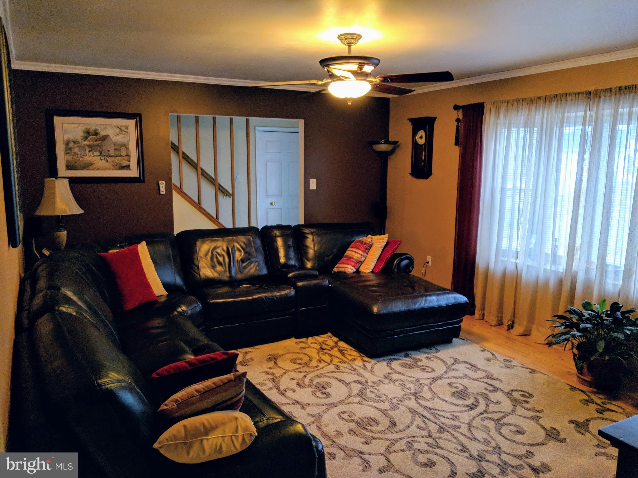 130 Jefferson Road Waldorf, MD 20602 - Photo 2 of 32 Family Room