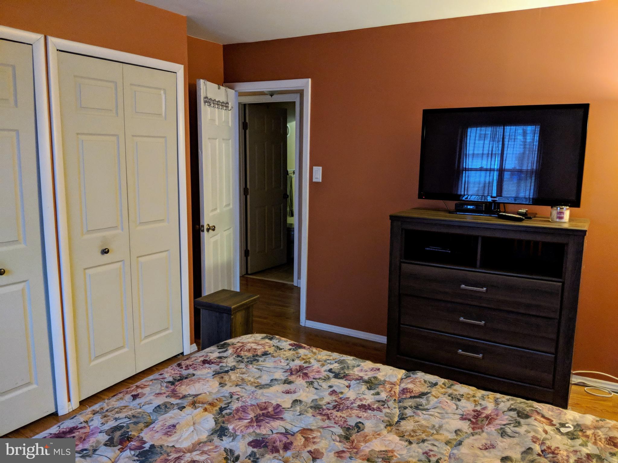 130 Jefferson Road Waldorf, MD 20602 - Photo 11 of 32 1st Floor Bedroom