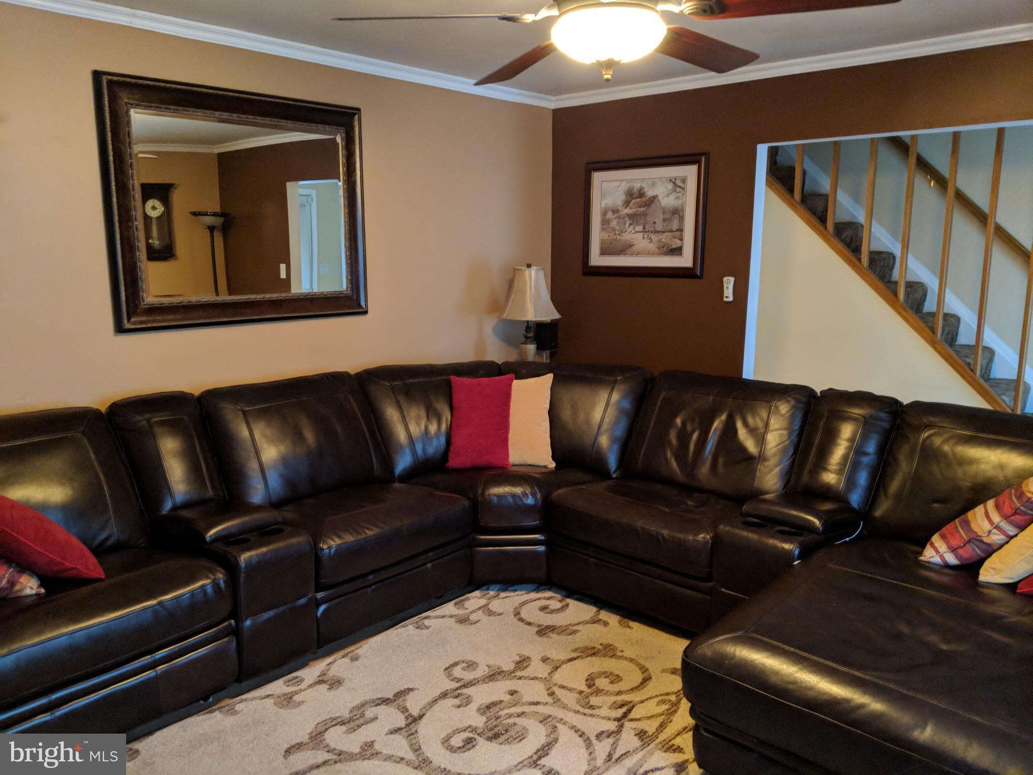 130 Jefferson Road Waldorf, MD 20602 - Photo 12 of 32 Family Room