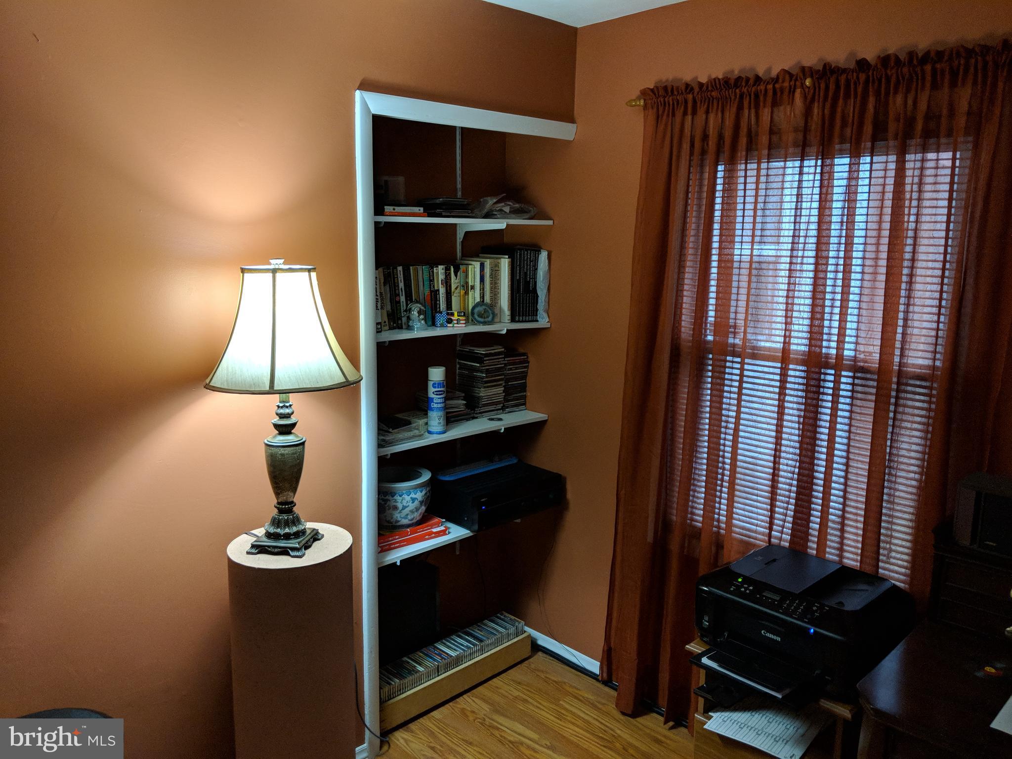 130 Jefferson Road Waldorf, MD 20602 - Photo 6 of 32 1st Floor Bedroom 2