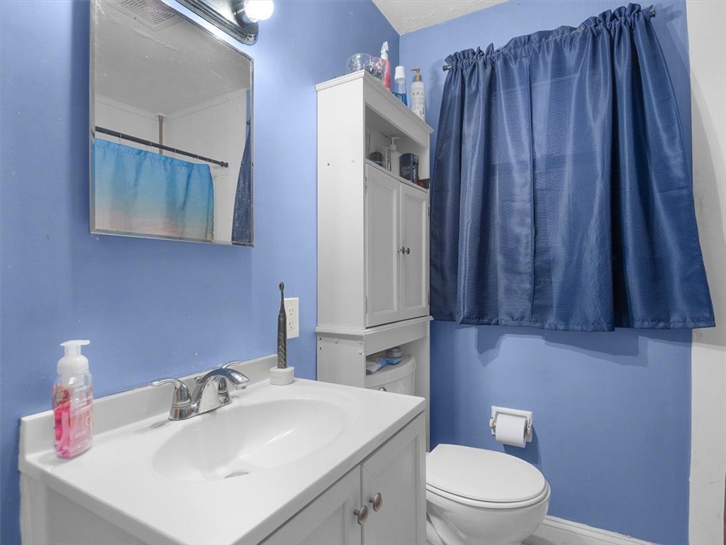 1863 Norton Street Rochester, NY 14609 - Photo 12 of 26 Bathroom 1st floor