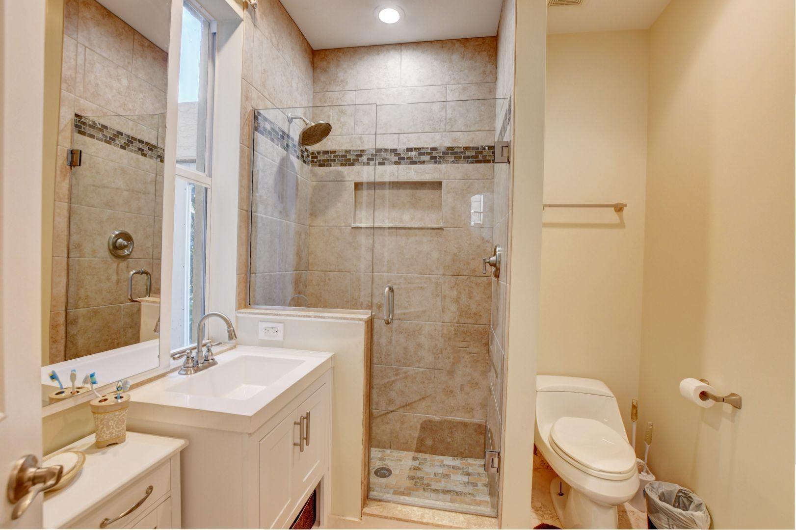 17739 Lake Azure Way Boca Raton, FL 33496 - Photo 29 of 54 Downstairs Bath