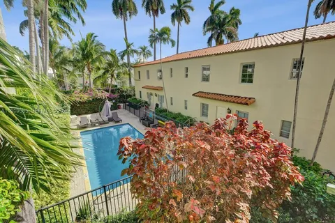 a view of a house with a plants
