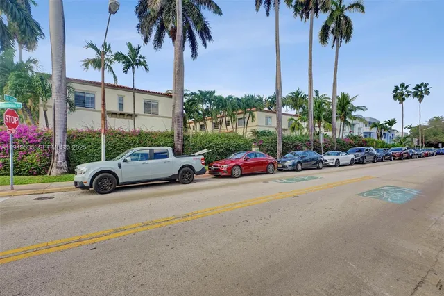 $725,000 | 1512 Pennsylvania Avenue, Unit 2C, Miami Beach, FL 33139