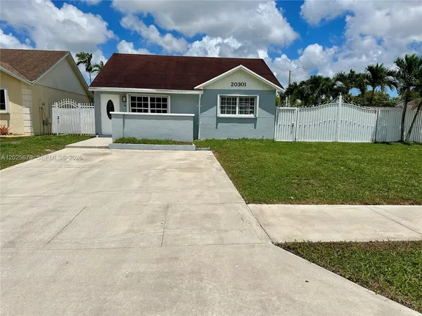 $3,600 | 20301 Northwest 34th Avenue, Unit 20301, Miami Gardens, FL 33056