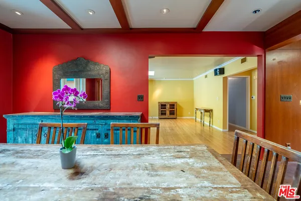 $10,000 | 2524 Laurel Pass Avenue, Los Angeles, CA 90046