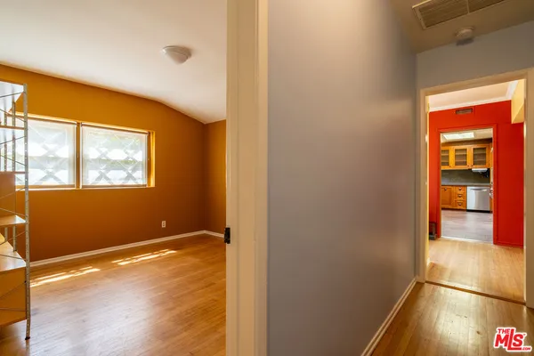$10,000 | 2524 Laurel Pass Avenue, Los Angeles, CA 90046