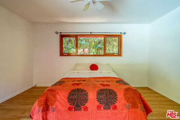 $10,000 | 2524 Laurel Pass Avenue, Los Angeles, CA 90046