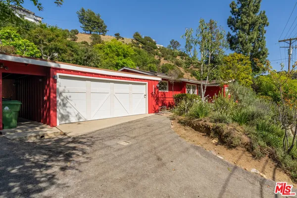 $10,000 | 2524 Laurel Pass Avenue, Los Angeles, CA 90046