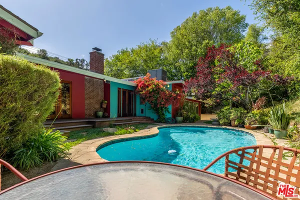 $10,000 | 2524 Laurel Pass Avenue, Los Angeles, CA 90046