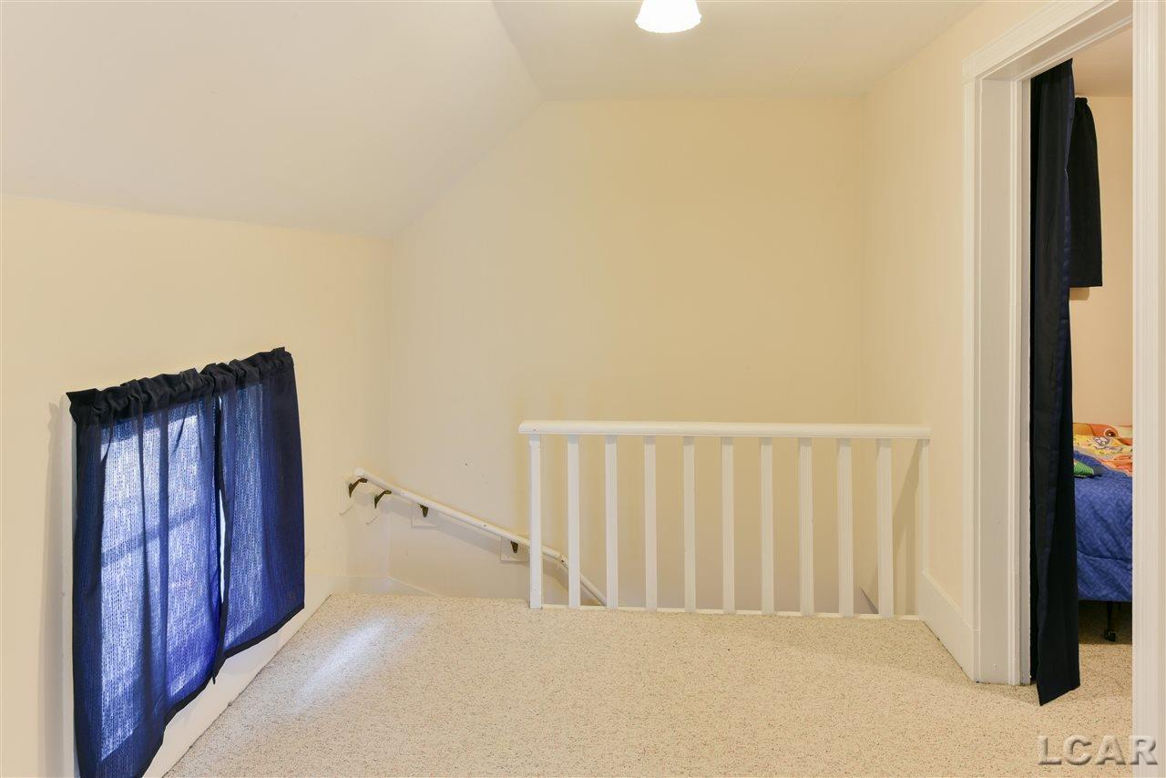 114 Tyrrell Street Clinton, MI 49236 - Photo 17 of 22 31363378-16.JPG