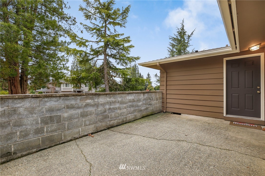15416 Southeast 132nd Street Renton, WA 98059 - Photo 3 of 27